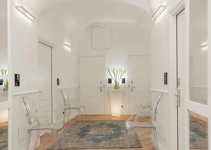 Отель типа "постель и завтрак" Residenza Zanardelli 4*